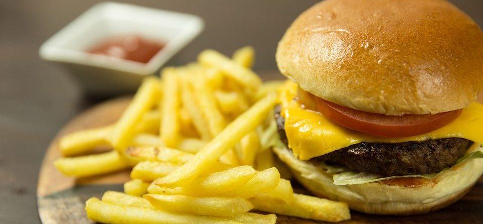 totens nas hamburguerias